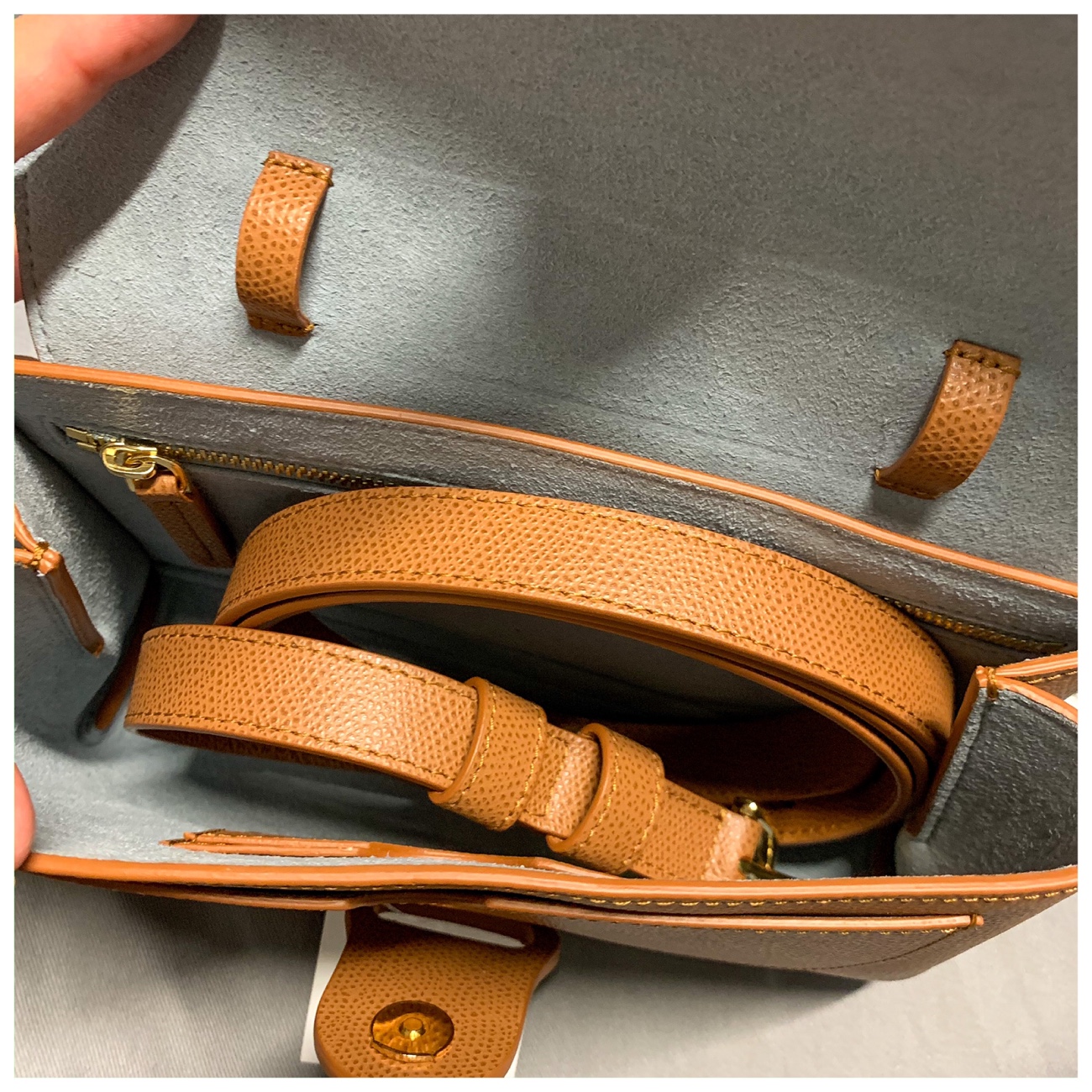 SENREVE ARIA BELT BAG REVIEW AND WHAT FITS INSIDE 
