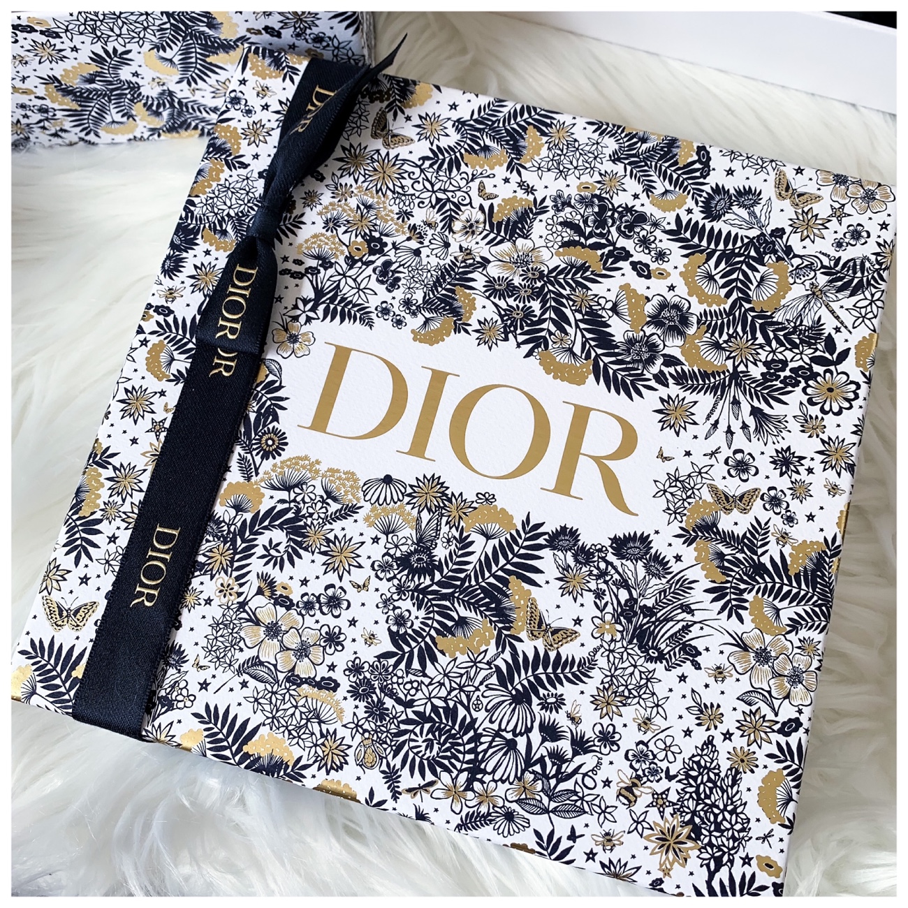 LUXURY SHOPPING IN NZ  UNBOXING Lady Dior Pouch in Cannage